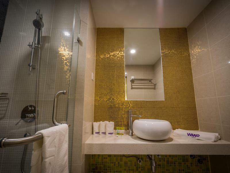 WIWO Hotel Bintulu Buitenkant foto